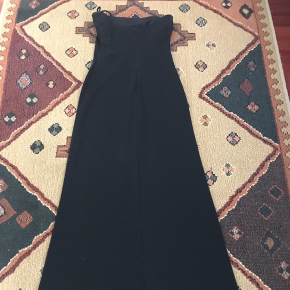 Black with gold flowers maxi strapless dress - Picture 3 of 7